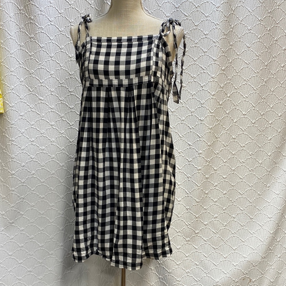 Old Navy size Large Black and White Gingham Mini Dress with tie shoulder summer